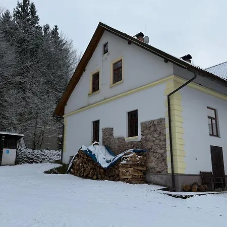 Romanticky Vejminek Pod Horami Appartamento Kounov